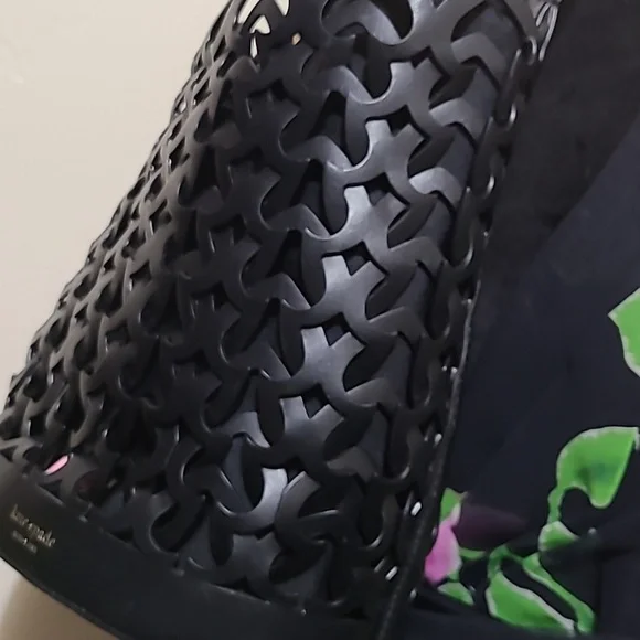 Kate Spade Leather Cut Out Black Shoulder Bag - Picture 3 of 12